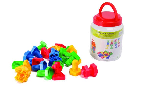 Tornillos y Tuercas