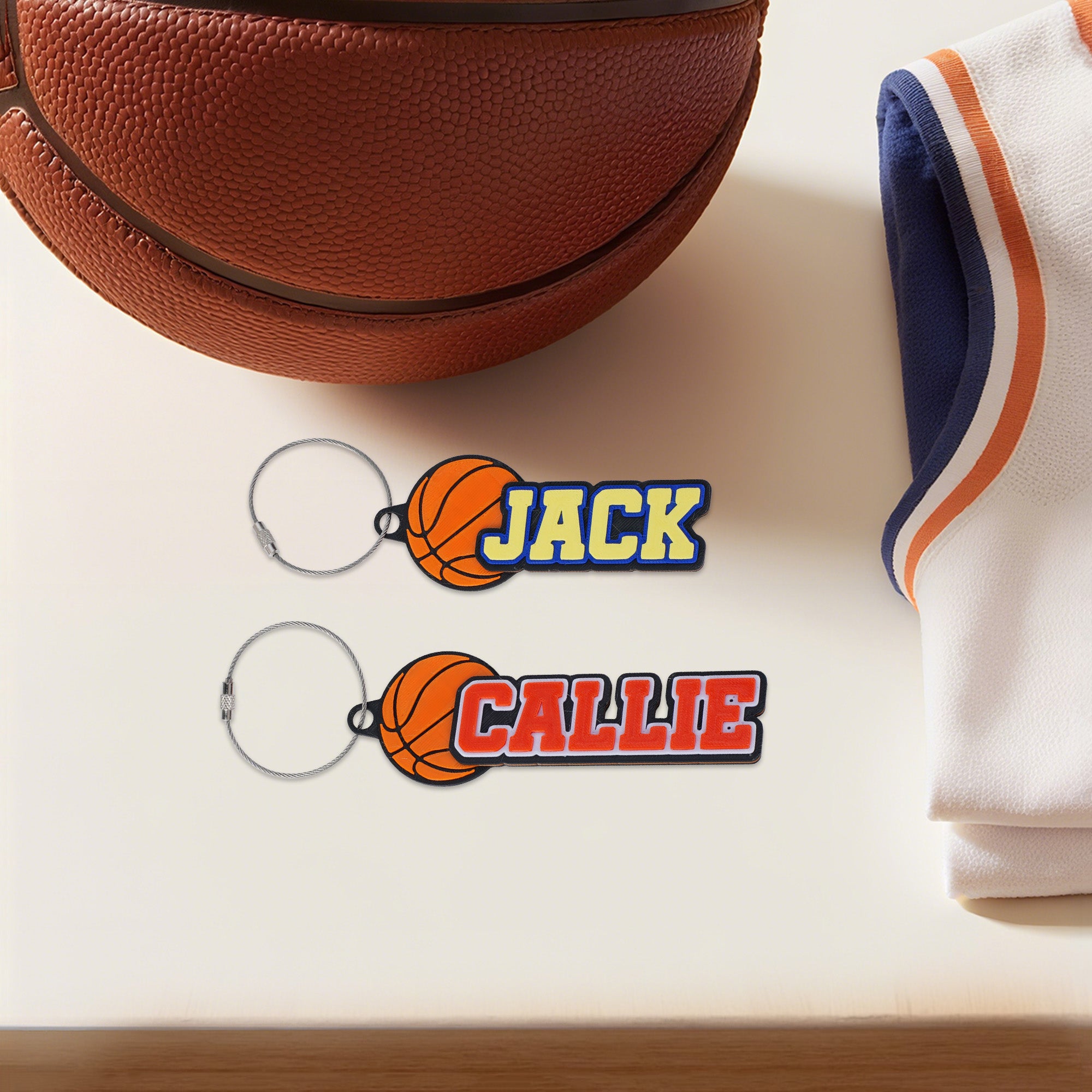 Llavero personalizado con nombre de baloncesto impreso en 3D y multicolor Accesorio para mochilas Regalo de cumpleaños para los amantes del baloncesto