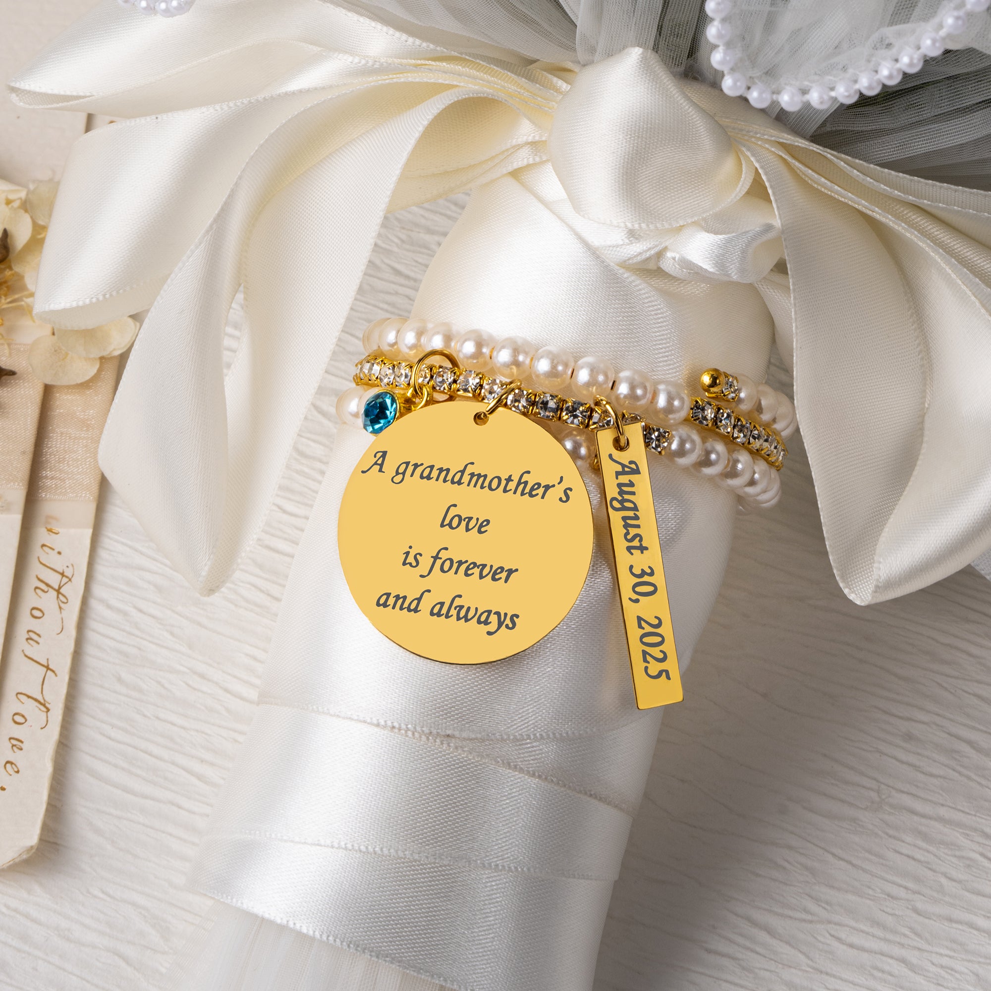 Personalizado Bling Rhinestone Pearl Something Blue Zircon Bouquet Charm with Text Anniversary Bridal Shower Wedding Gift for Bride