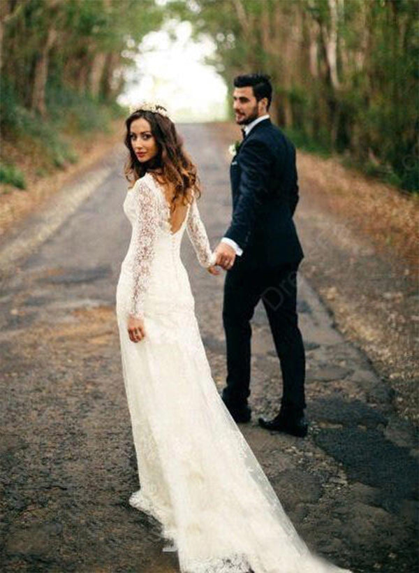 Sheath/Column V-Neck Tulle Lace Court Train Wedding Dresses With Lace