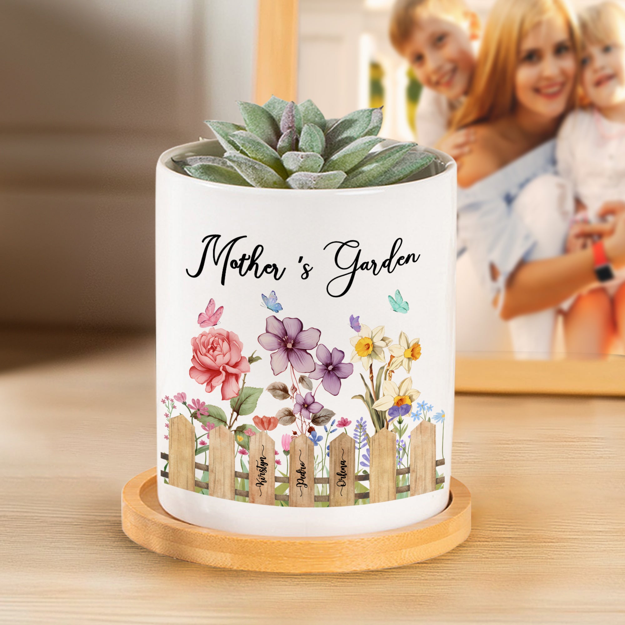 Flor de Nacimiento Personalizada 1-7 Nombres Maceta de Cerámica con Título Decoración Diaria Regalo de Cumpleaños para Mamá Abuela