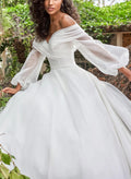 Flutter Long Sleeves Off-the-Shoulder Wedding Dresses With Ball-Gownv