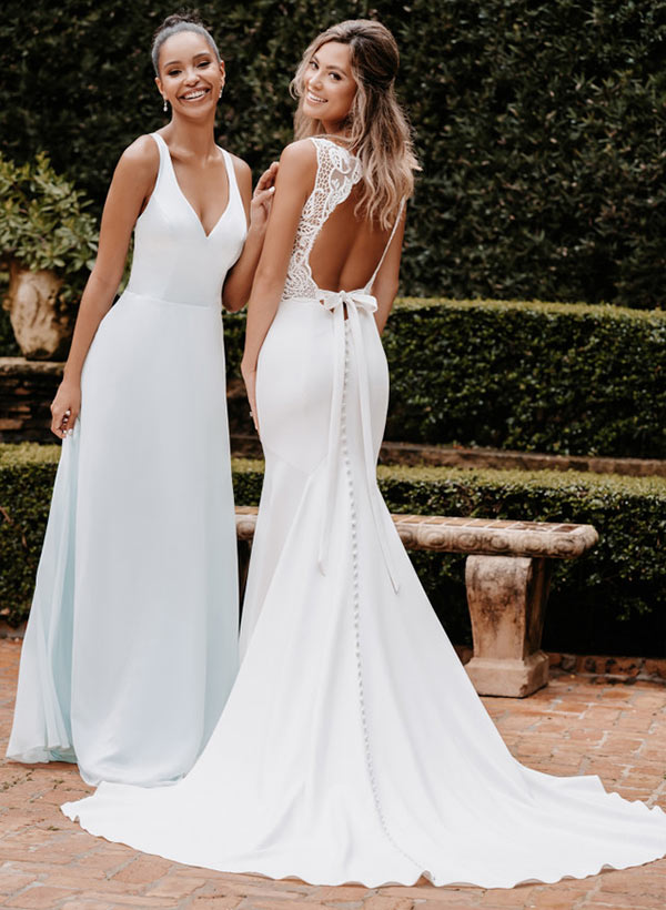 Mermaid Lace Back Hole Court Train Wedding Dress