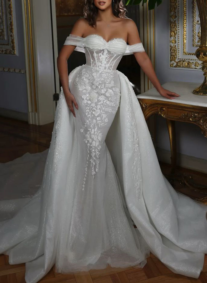 Luxury Lace Off-The-Shoulder Wedding Dresses With Cathedral Train