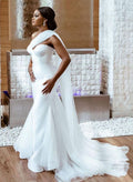 Trumpet/Mermaid One-Shoulder Strapless Court Train Satin Wedding Dresses