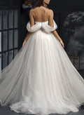 Ball-Gown Off-The-Shoulder Sleeveless Tulle Wedding Dresses With Flower(s)