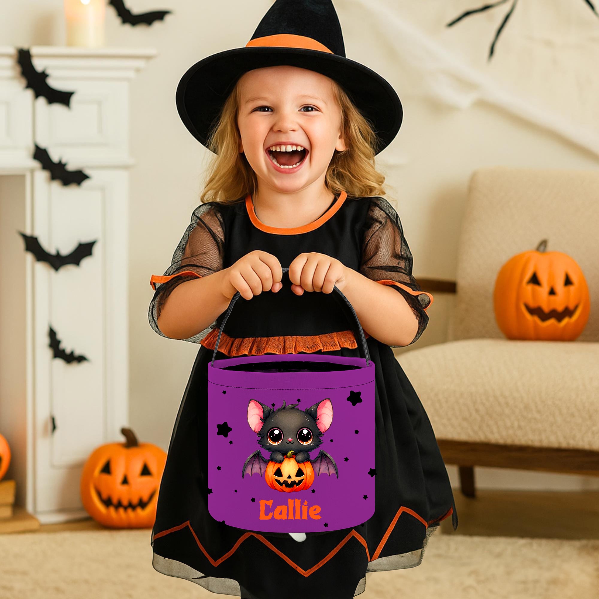Cubo de caramelos reutilizable con nombre personalizado con un simpático murciélago multicolor en forma de estrella Truco o trato Fiesta de Halloween Regalo para niños