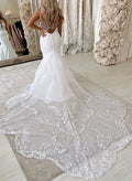 Trumpet/Mermaid Backless Scoop Neck Vintage Lace/Tulle Wedding Dresses