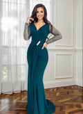 Sheath/Column V-Neck Stretch Satin Mother Of The Bride Dresses With Split Front