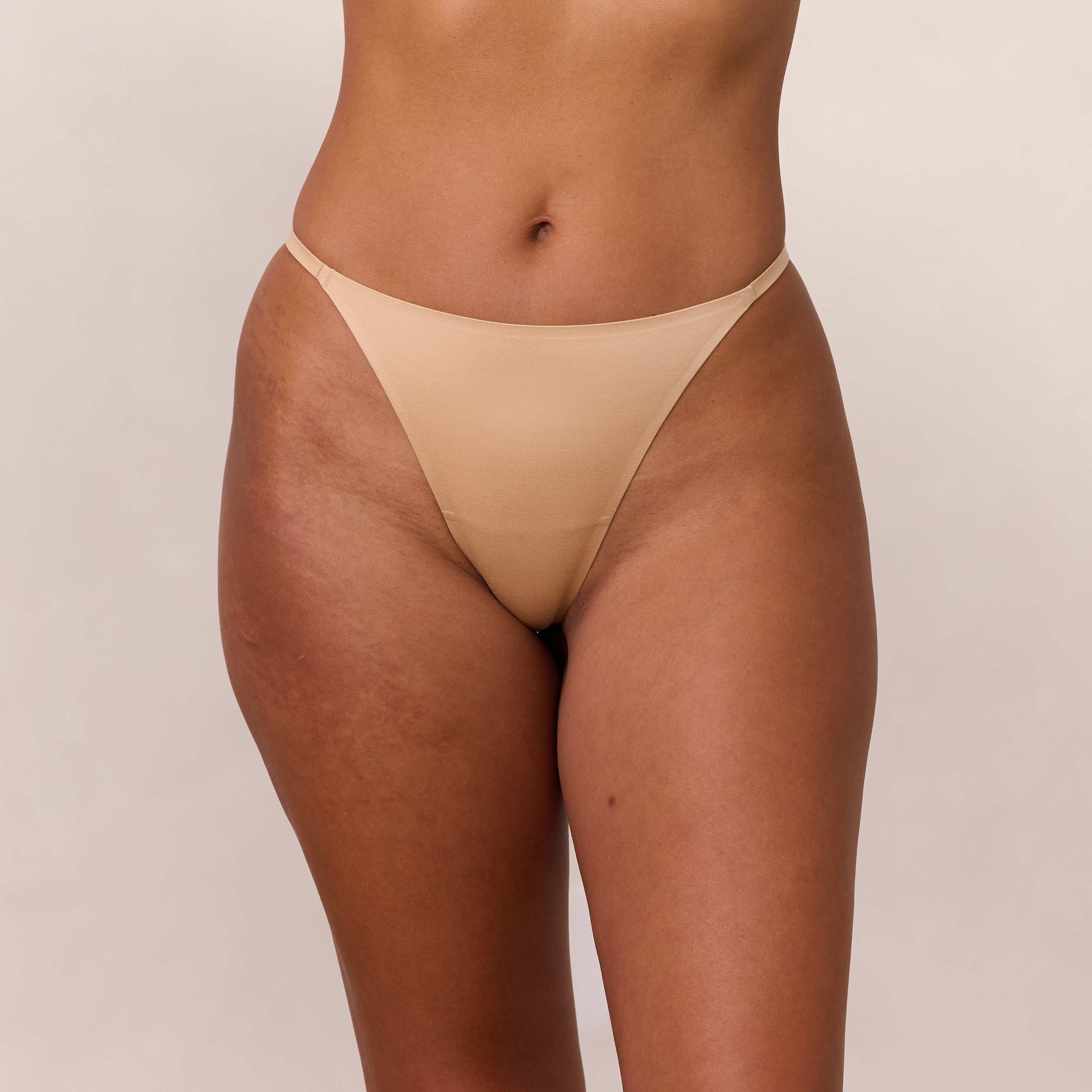 Lounge Underwear Everyday Ultimate G-string - Sand