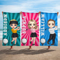 Toalla de playa de gran tamaño y secado rápido personalizada con el nombre de un simpático personaje de golf de dibujos animados para regalo de cumpleaños, fiesta en la playa o vacaciones de verano pa