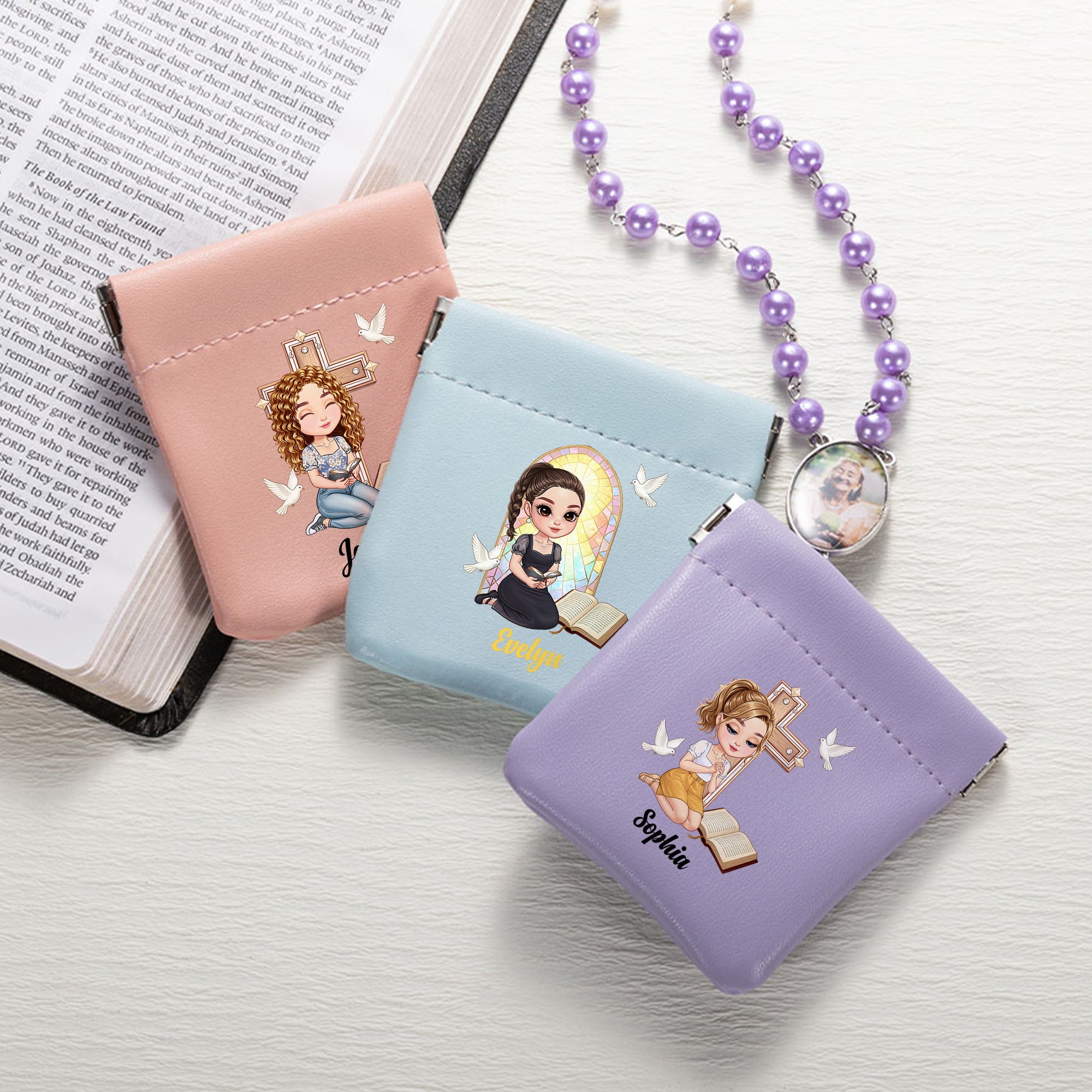 Cruz personalizada Libro de la Biblia Personaje de dibujos animados Oración PU Bolsa de cuero Rosario con nombre Bautizo Confirmación Regalo para la mujer cristiana