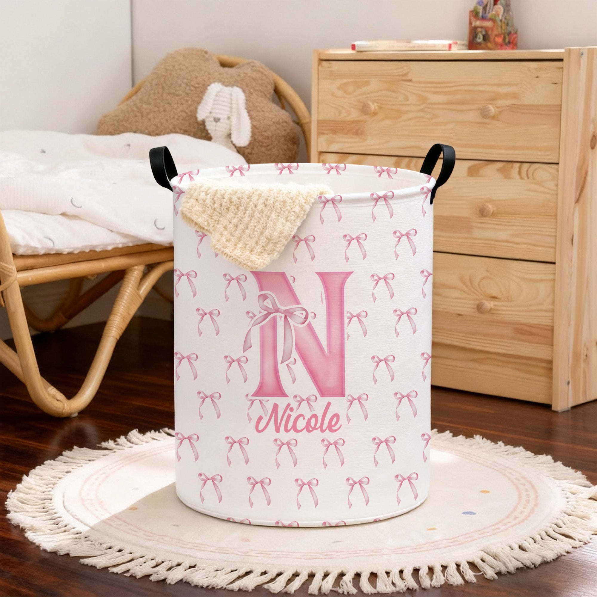 Cesto grande impermeable para ropa sucia con asa y lazo rosa coqueta con inicial del nombre Decoración de cuarto de niños Regalo de cumpleaños para bebé niña