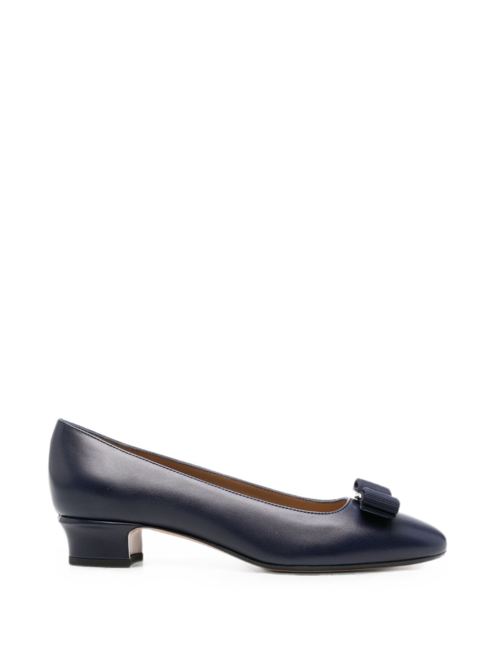 Ferragamo Logo-Plaque Leather Pump — Navy