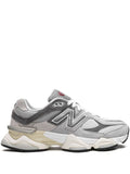 New Balance Sneakers — Grey