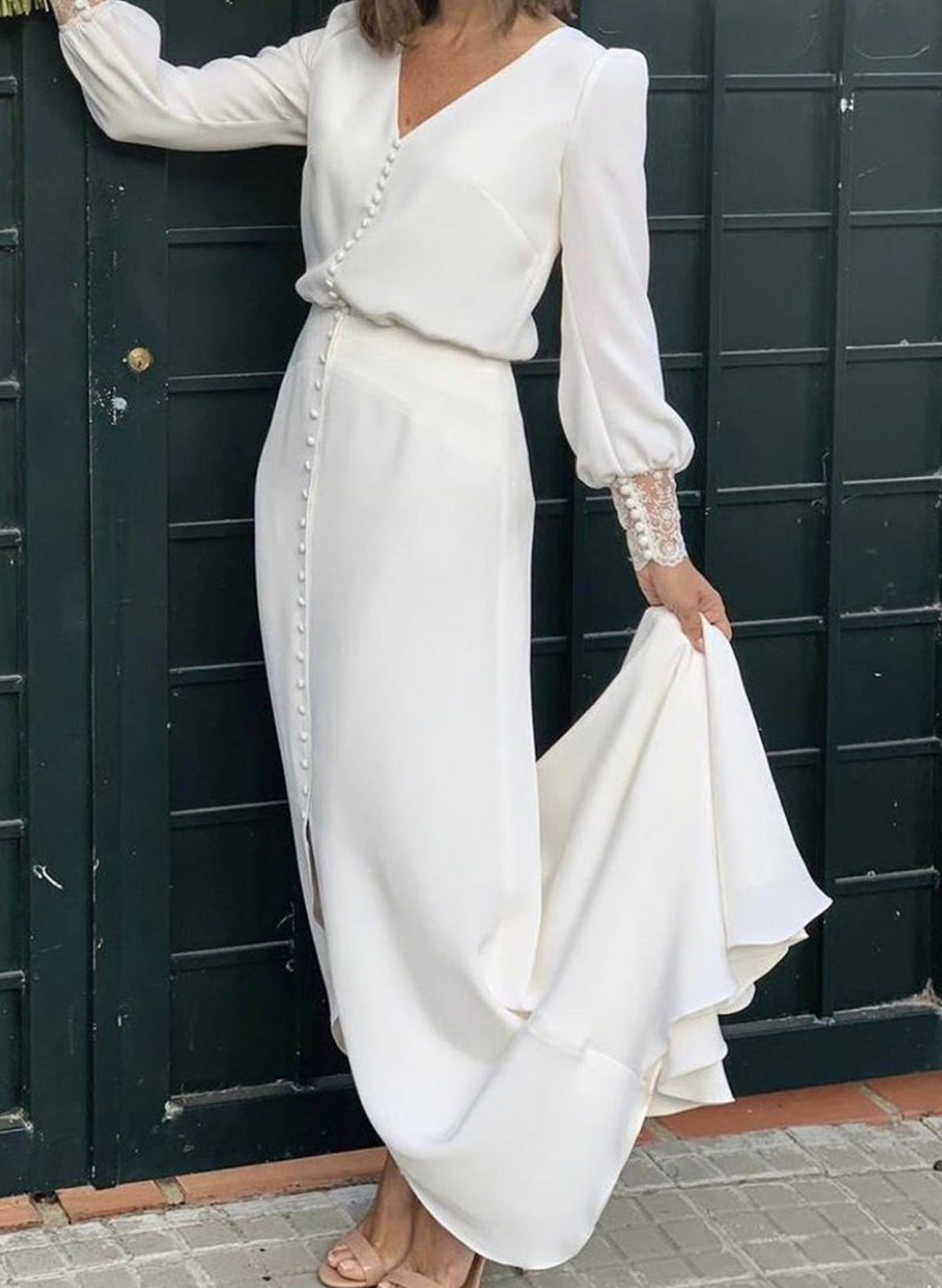 V-Neck Long Sleeves Floor-Length Elastic Satin Wedding Dresses With Split Front/Lace