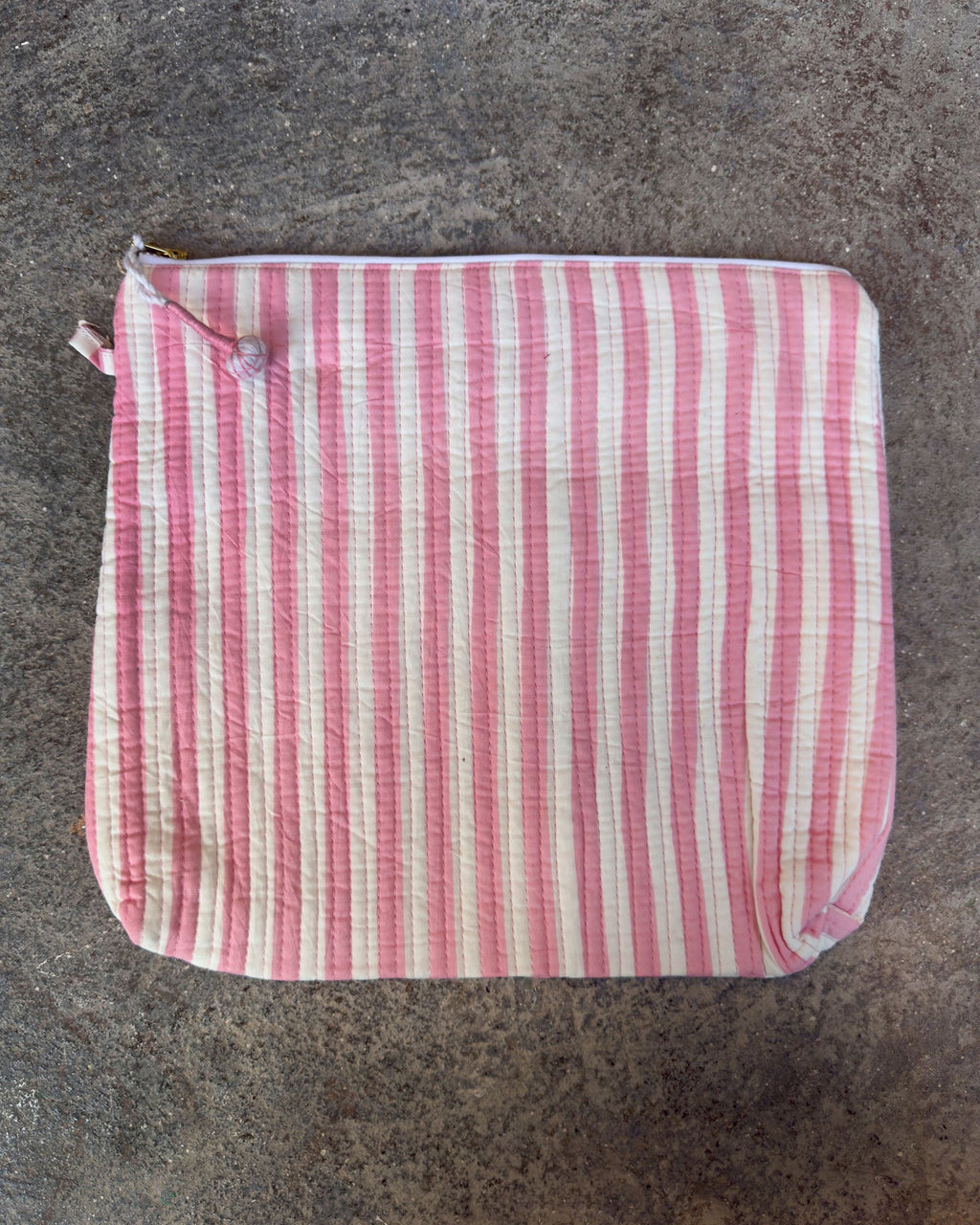 Bolsa de rayas blanco y rosa