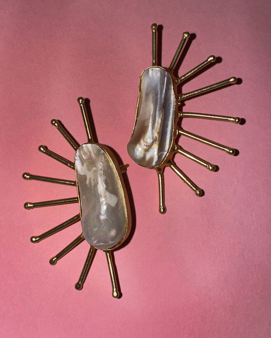Pendientes de perla con medio sol