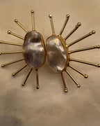 Pendientes de perla con medio sol