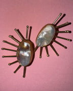 Pendientes de perla con medio sol