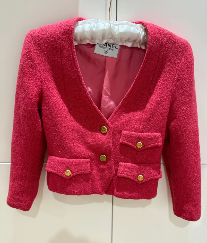 Chanel Cropped Pink Boucle Jacket