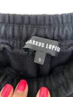 Markus Lupfer lip logo black sweat shorts