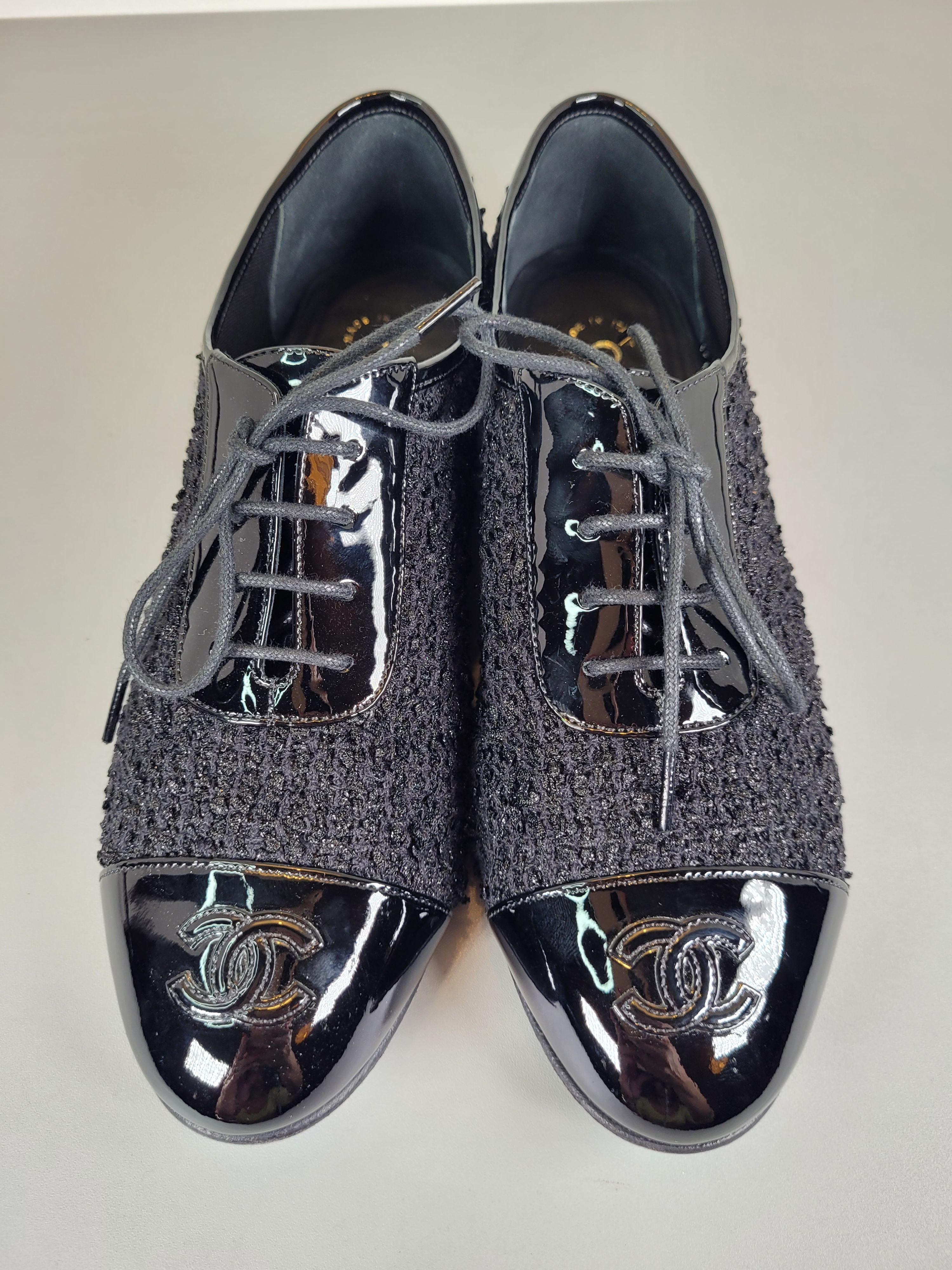 Chanel Black Patent Leather and Tweed Brogues