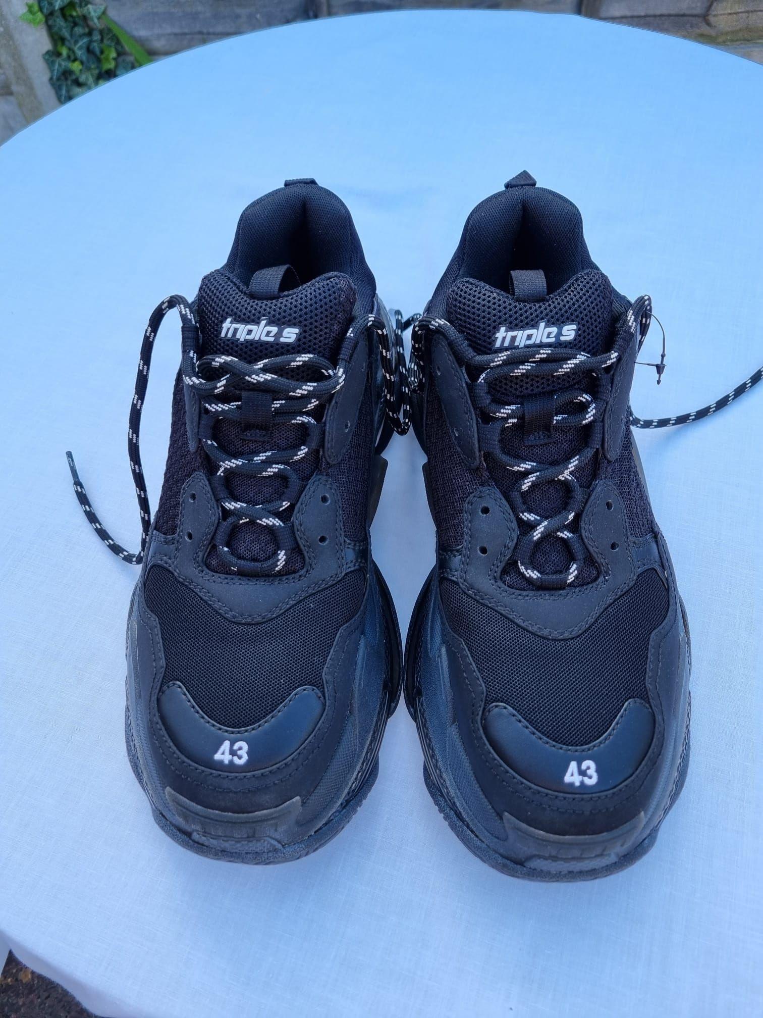 Black Triple S Chunky Sneakers