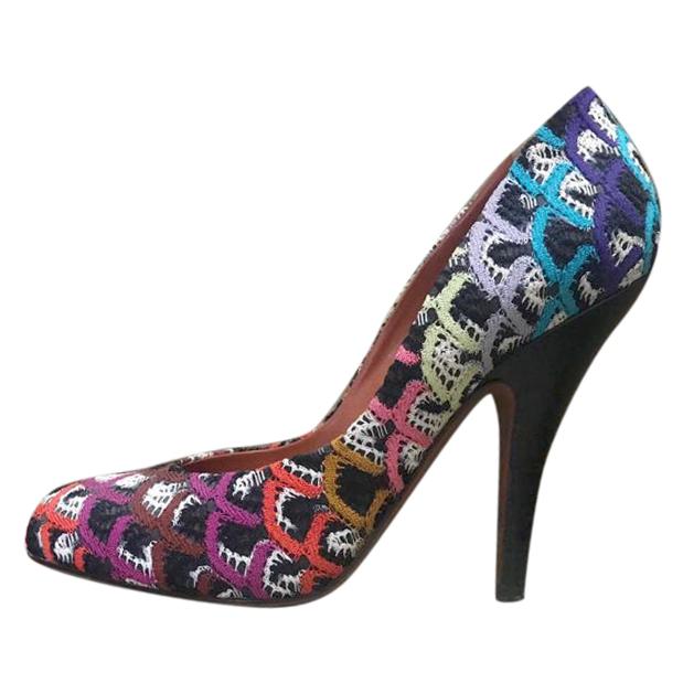 Missoni Knit Round Toe Pumps