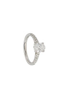 18ct white gold & diamond oval-cut ring 50.5EU