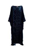 Elegant Embroidery Blue Velvet Kaftan