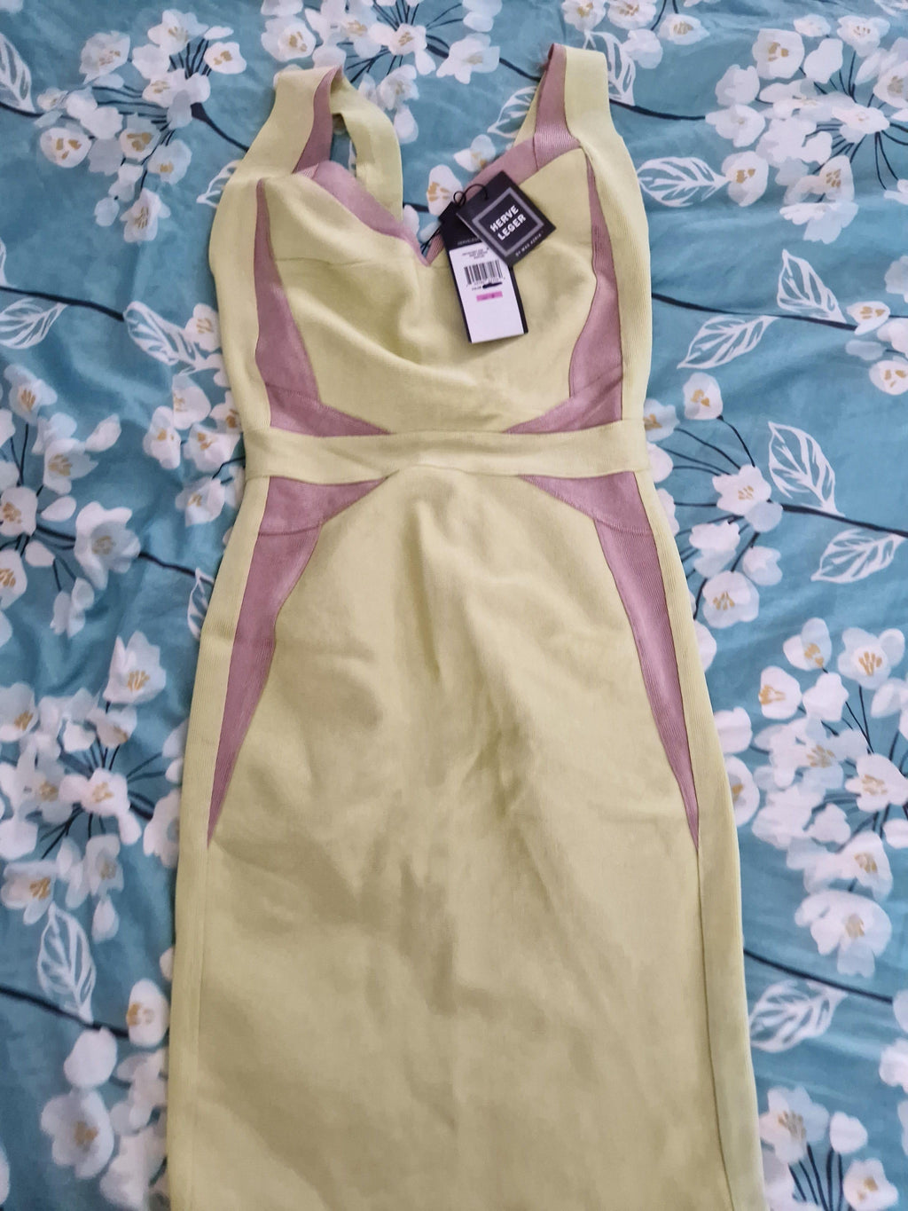yellow & beige stretch-knit bandage dress