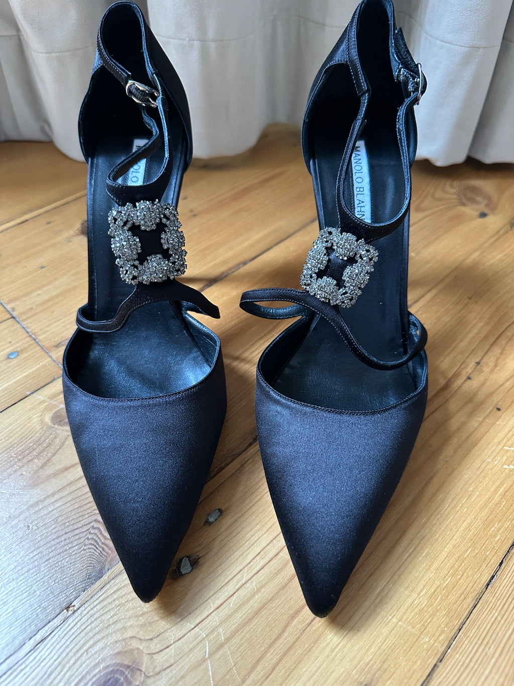 Manolo Blahnik Black Satin Seneca 105 Pumps