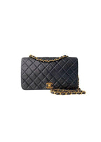 Vintage Black Leather Quilted Single Flap Bag
