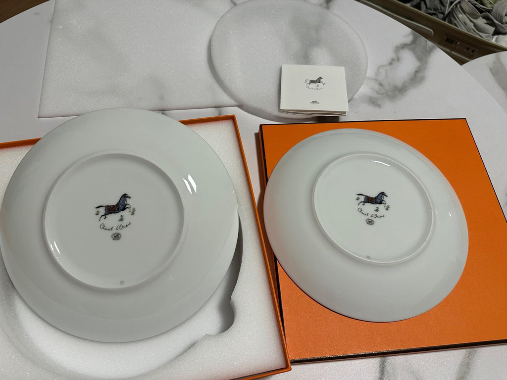 Hermes Cheval D'Orient Desert Plates x2