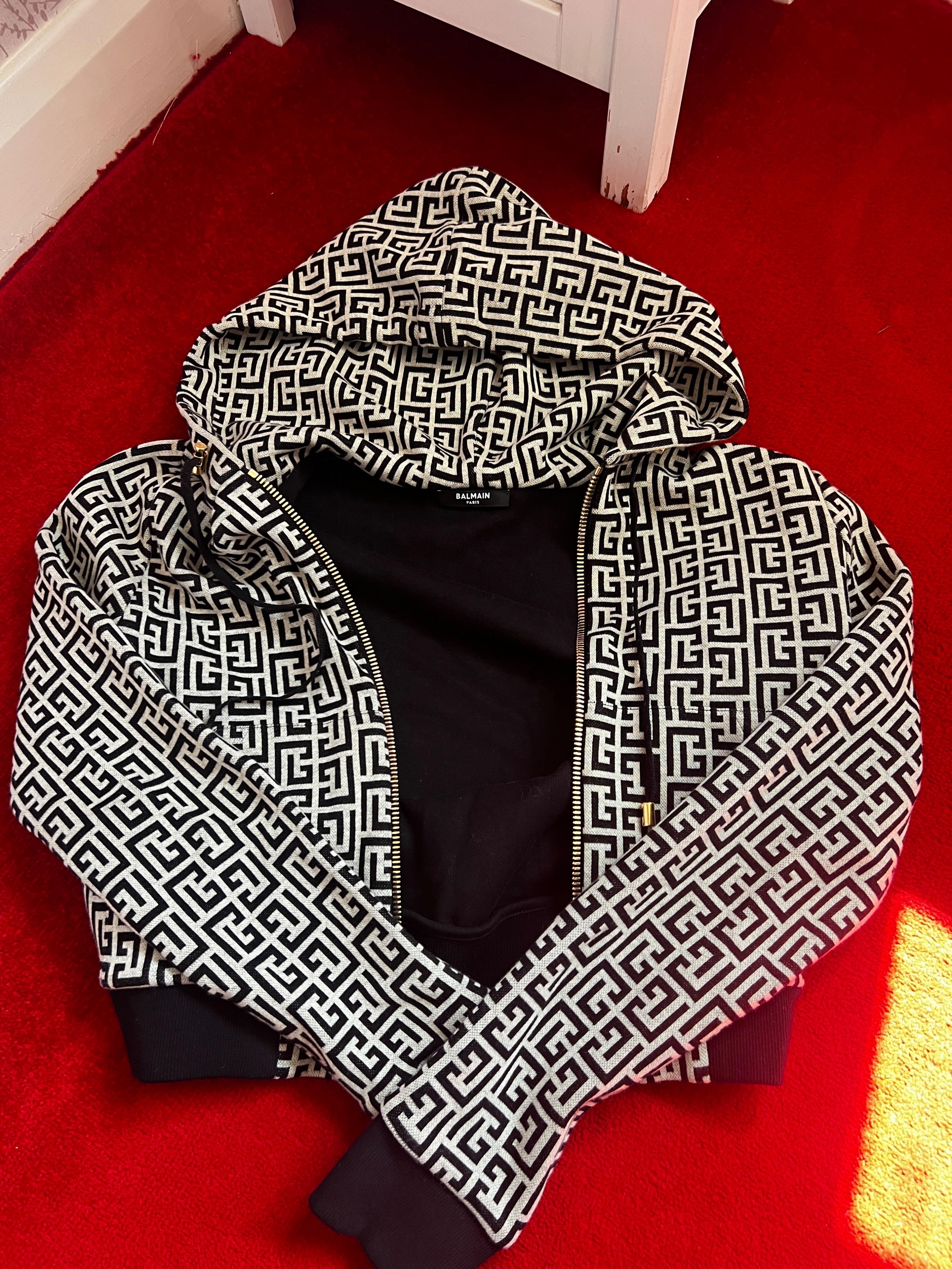 Monogram Printed Cropped Zip Up Hoodie