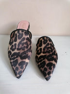 Pretty Ballerinas leopard print ella dancer mules