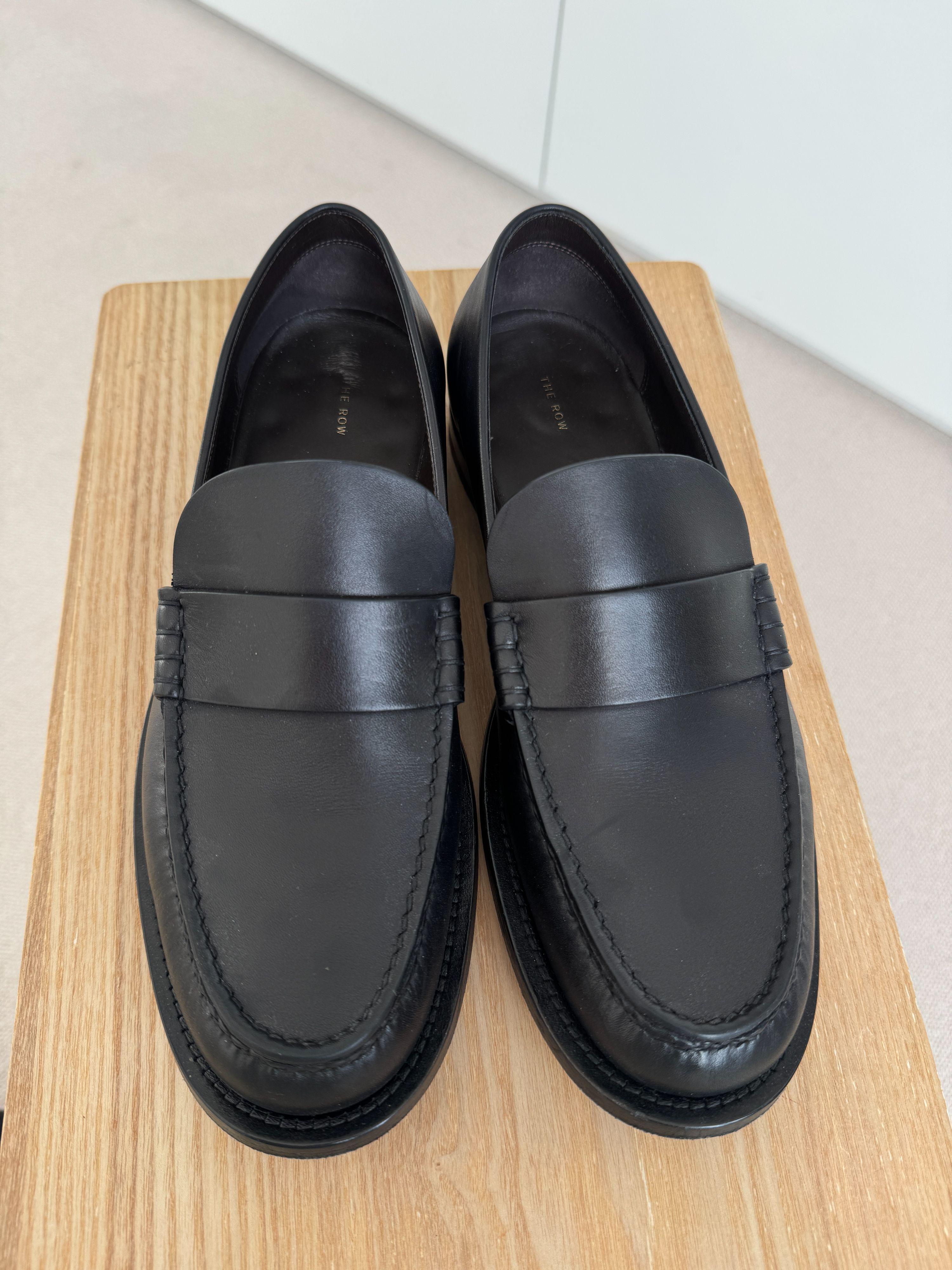 The Row Black Leather 20mm Novus loafers