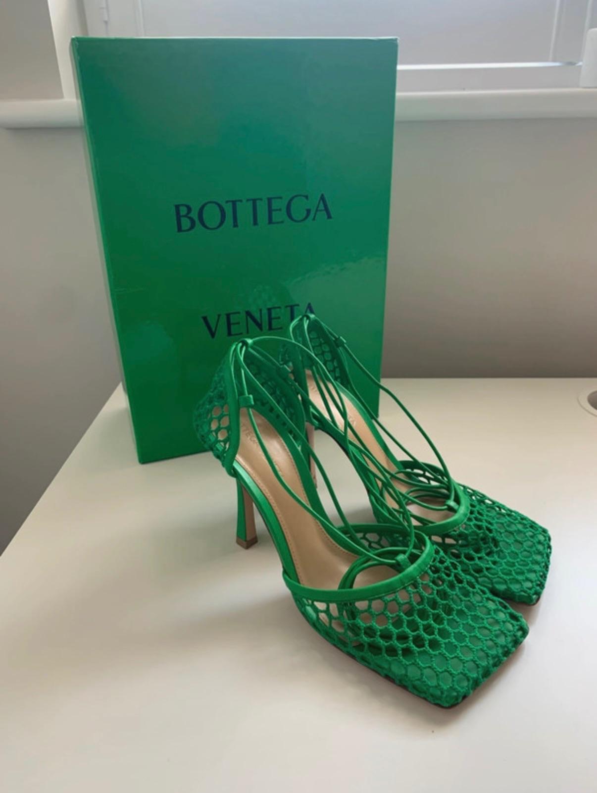 Parrot Green Mesh Sandals