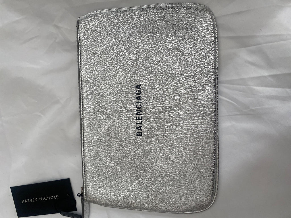 Silver leather Everyday zip pouch