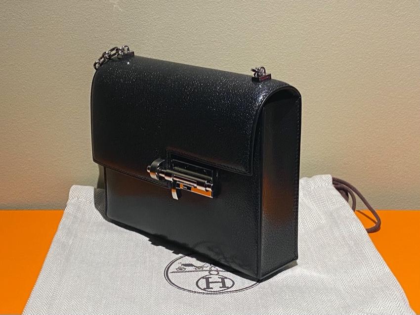 Hermes Noir Chamkila Leather Verrou Chaine Mini Bag PHW