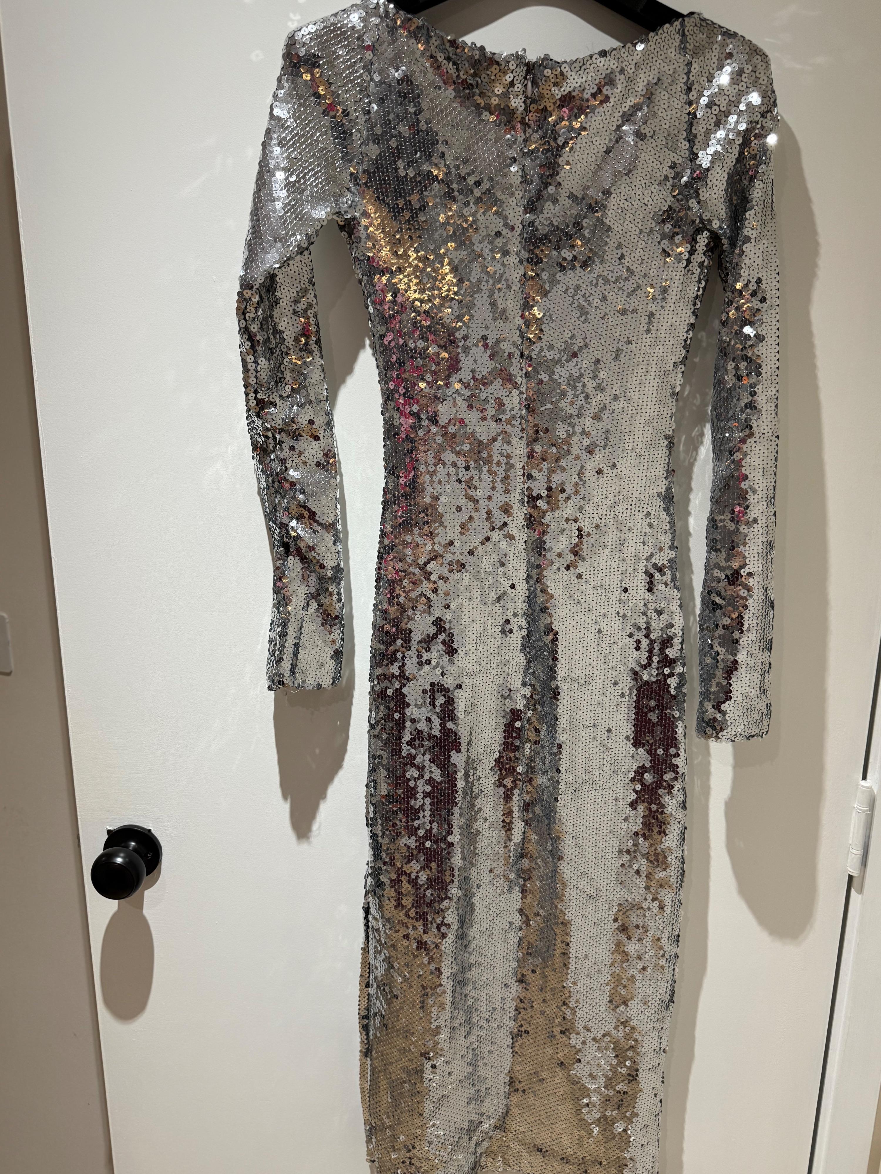 16Arlington Silver Sequin Solare Gown