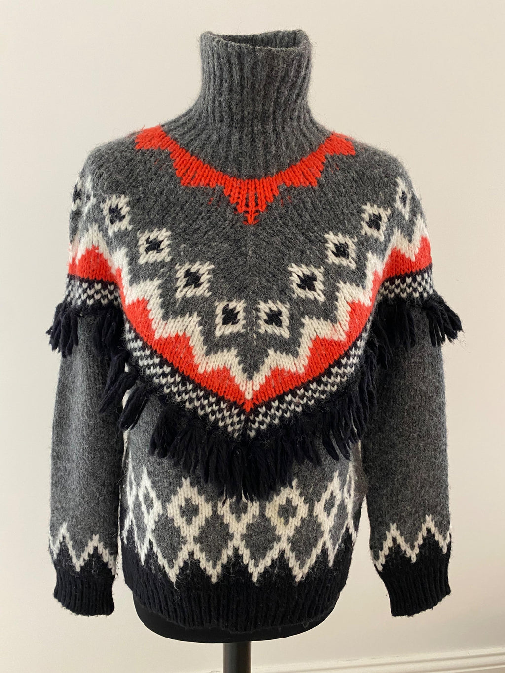 intarsia patterned fringed jumper