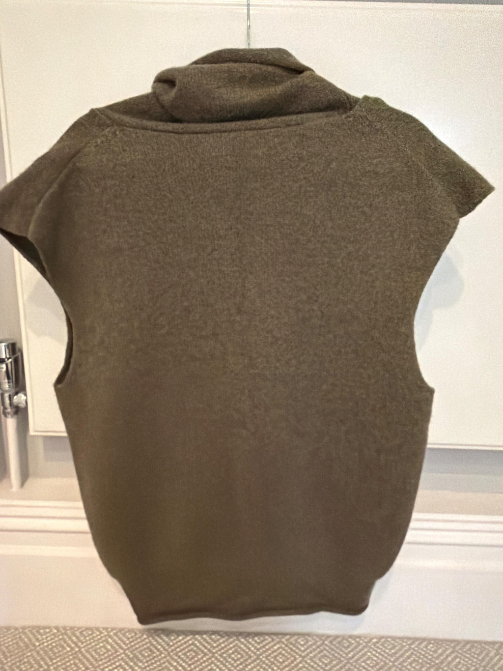 Chloe Brown Cashmere Sleeveless Rollneck