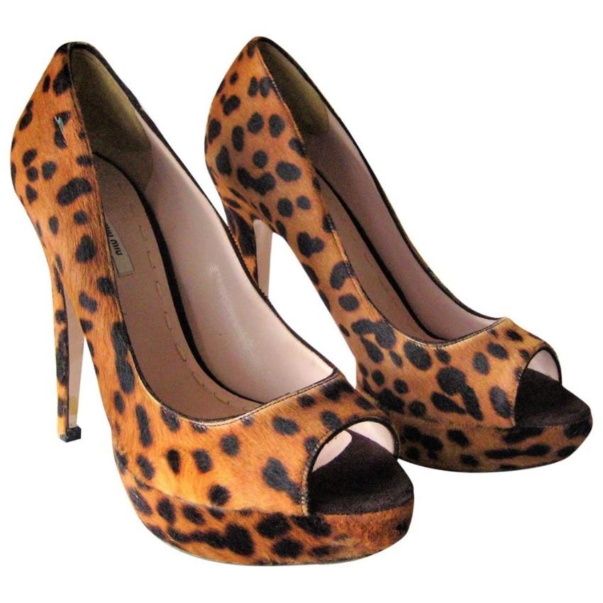 Miu Miu St Mini Leopard Peeptoe Pumps