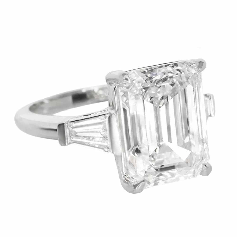 Verde 4ct IGI Certified Lab Grown Emerald Cut Diamond Ring