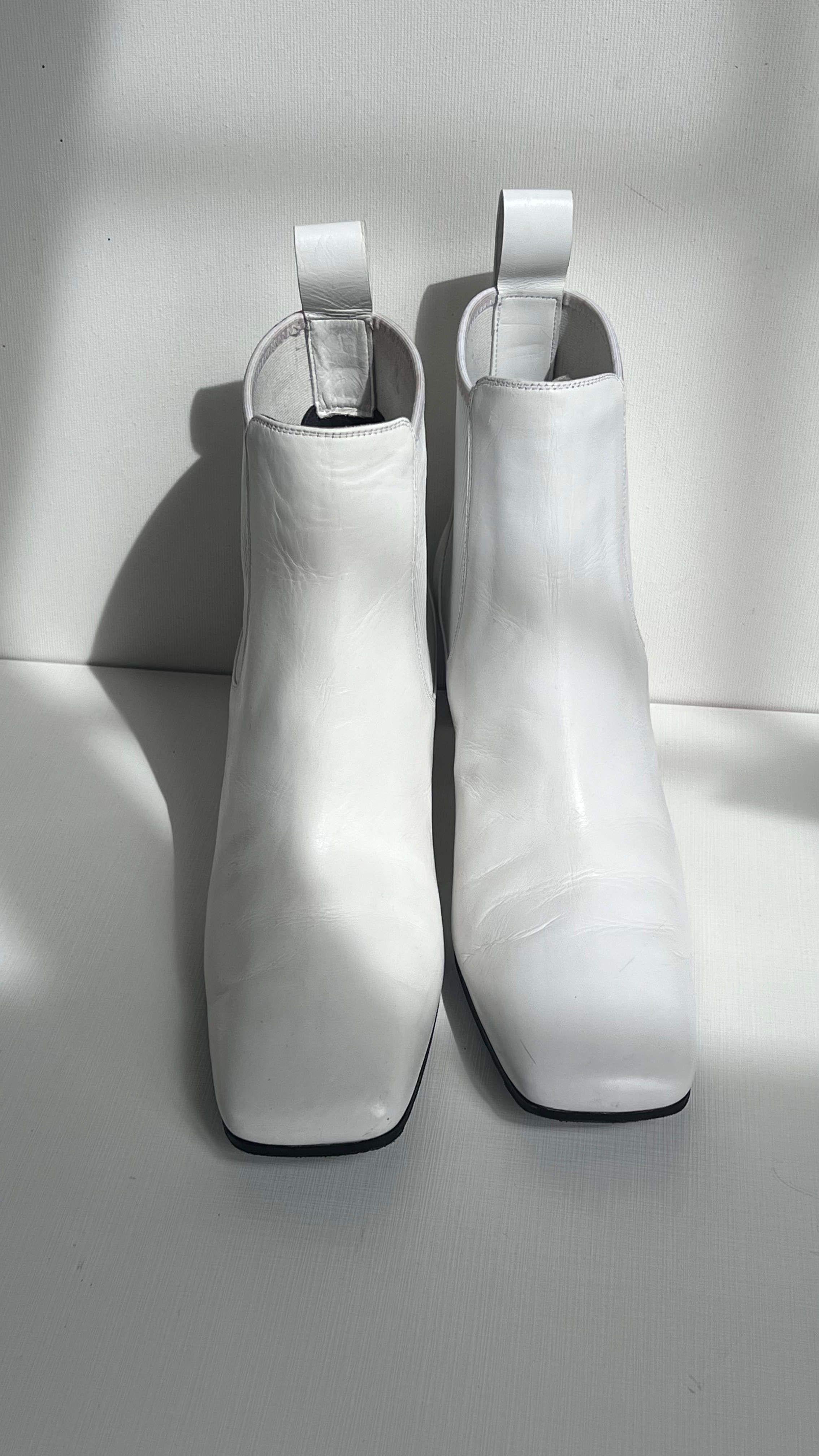 Loewe White Leather Blade Heel Ankle Boots
