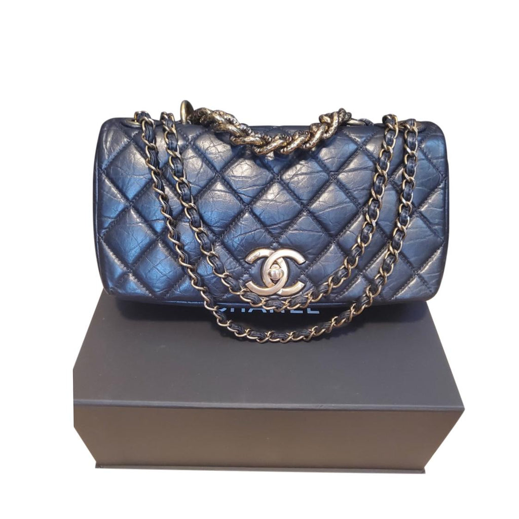 Chanel Black Quilted leather with Chunky Chain