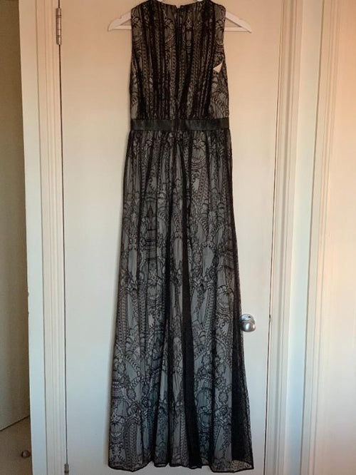 Alice + Olivia Black Sleeveless Lace Gown with White Underlay