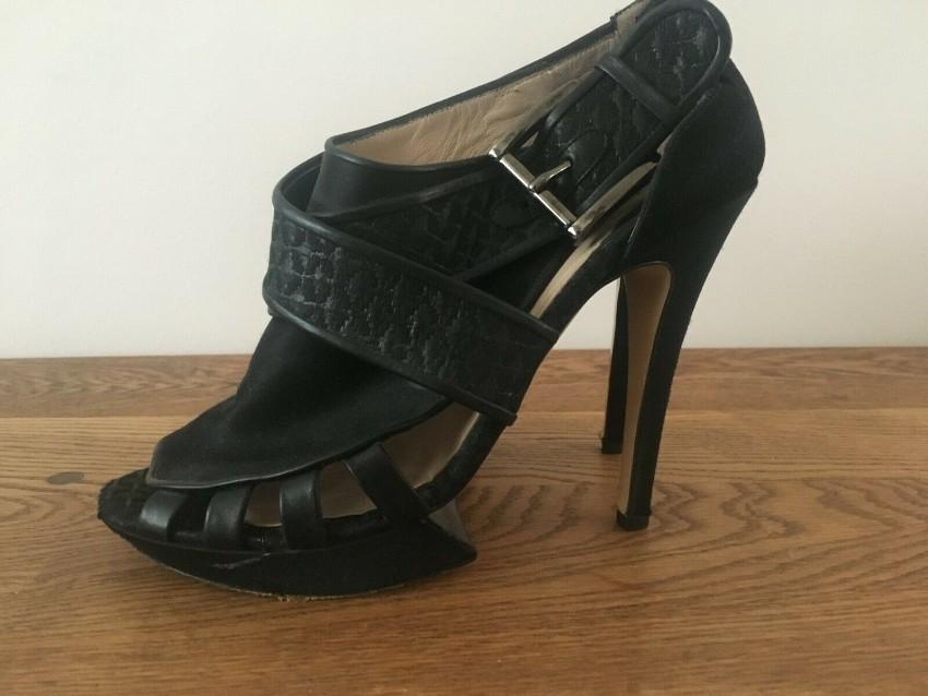 Nicholas Kirkwood Caged Leather Booties